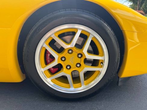 Used 2004 Chevrolet Corvette Z06 w/ Memory Package RWD image 26