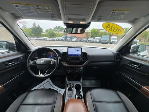 Used 2024 Ford Bronco Sport Outer Banks AWD/4WD image 19