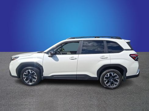 Used 2025 Subaru Forester Premium w/ Convenience Package #2 AWD/4WD image 7
