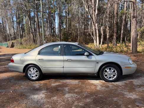 Used 2005 Mercury Sable LS image 4