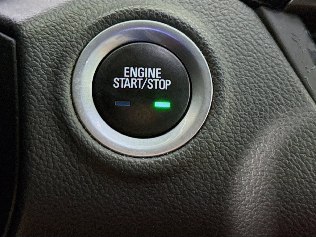 Used 2019 Buick Envision Essence FWD image 20