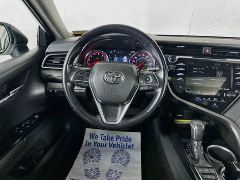 Certified 2019 Toyota Camry XSE FWD image 21