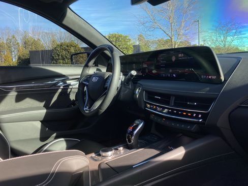 Used 2025 Cadillac CT5 V Blackwing w/ Super Cruise 1 Package image 6