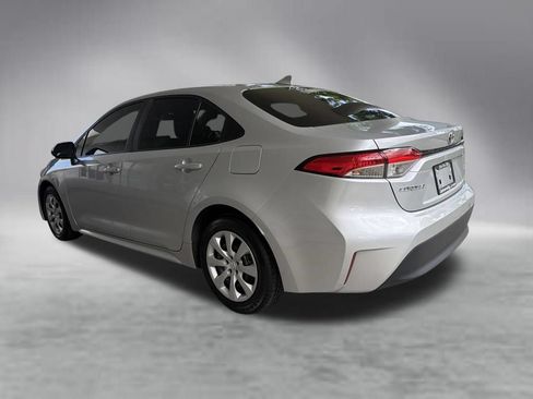 Used 2023 Toyota Corolla LE FWD image 4