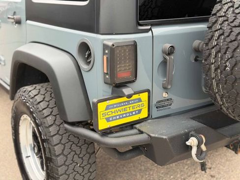 Used 2015 Jeep Wrangler Unlimited Sport image 8