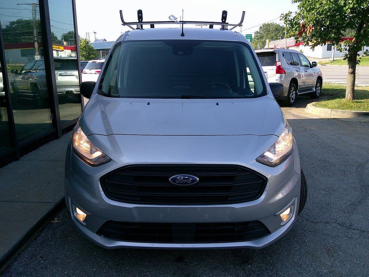 Used 2021 Ford Transit Connect XLT FWD image 3