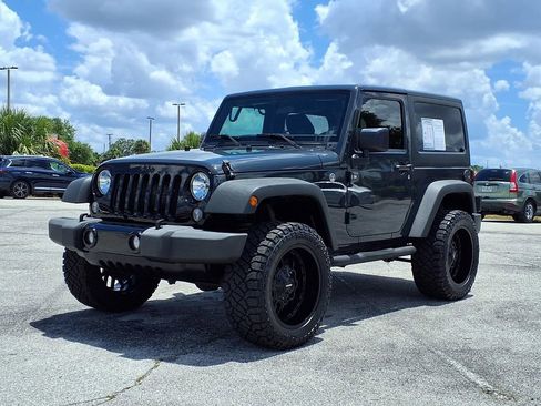 Used 2017 Jeep Wrangler Sport AWD/4WD image 3