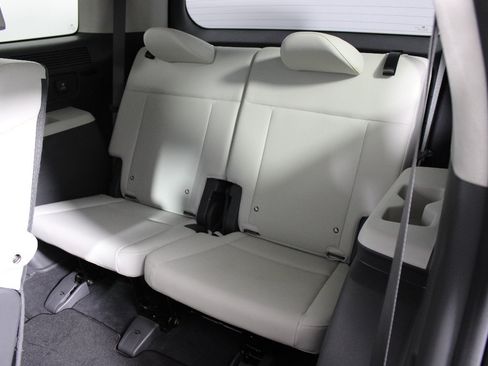 Used 2025 Hyundai Santa Fe Calligraphy FWD image 13