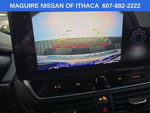 Used 2023 Nissan Altima 2.5 SR w/ SR Premium Package AWD/4WD image 24