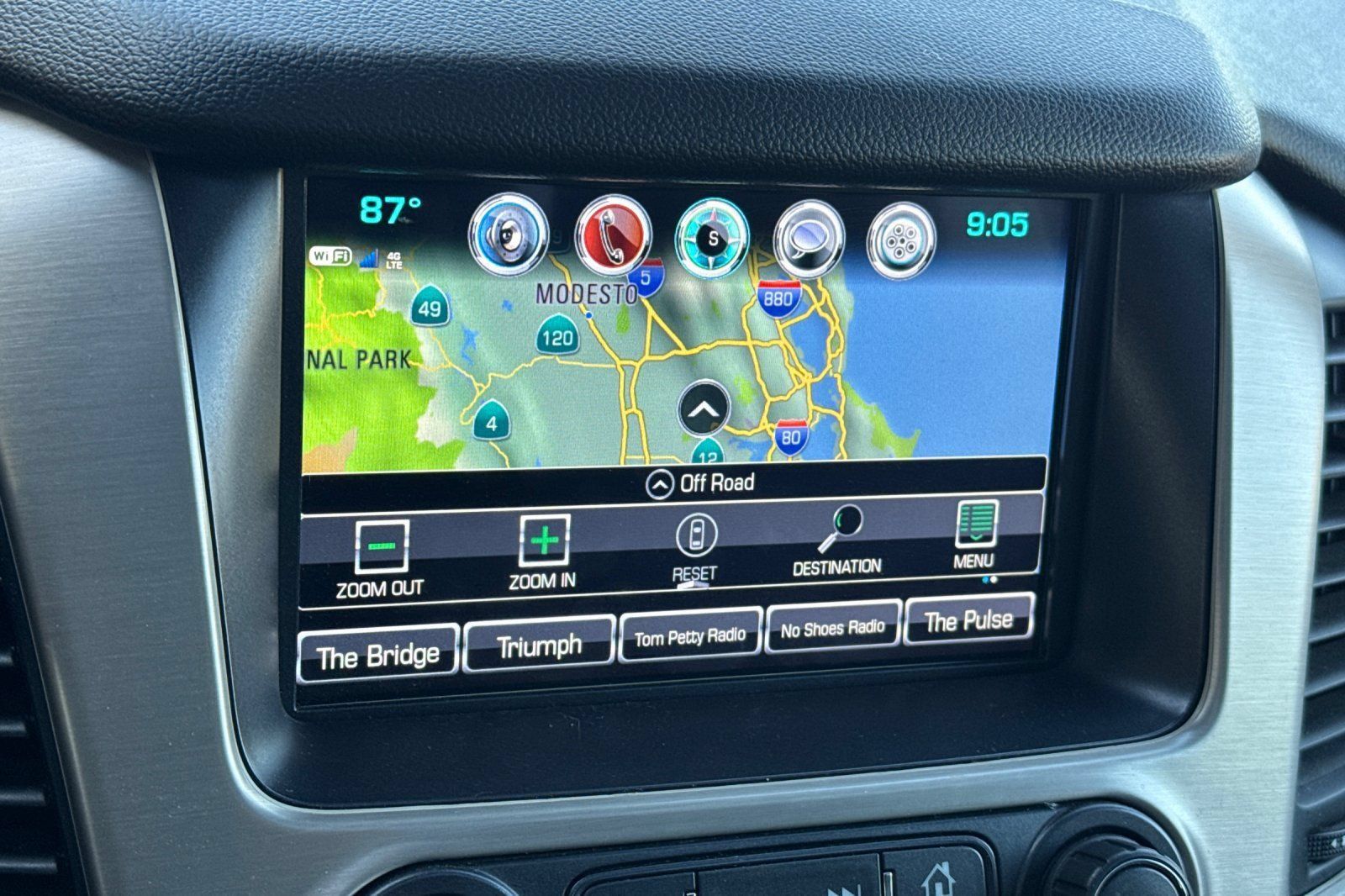 Used 2019 GMC Yukon Denali w/ Open Road Package AWD/4WD image 19