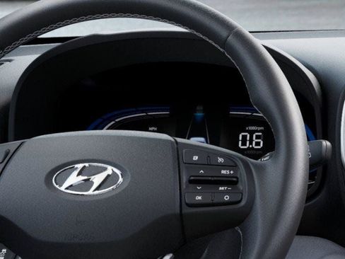 New 2026 Hyundai Venue SEL FWD image 16