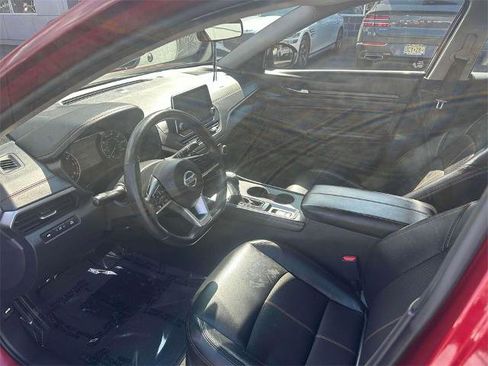 Certified 2022 Nissan Altima 2.5 SR image 15