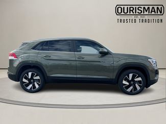 New 2026 Volkswagen Atlas Cross Sport SE AWD/4WD video 3
