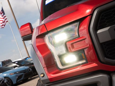 Certified 2020 Ford F150 Raptor w/ Equipment Group 802A Luxury AWD/4WD image 19