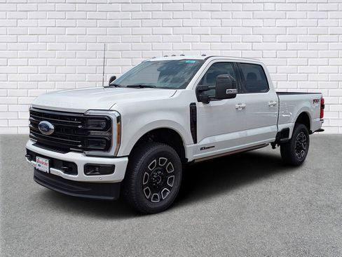 New 2026 Ford F250 Platinum AWD/4WD image 1