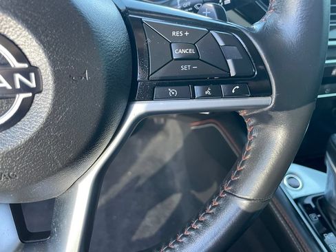 Used 2023 Nissan Altima 2.5 SR w/ SR Premium Package FWD image 8