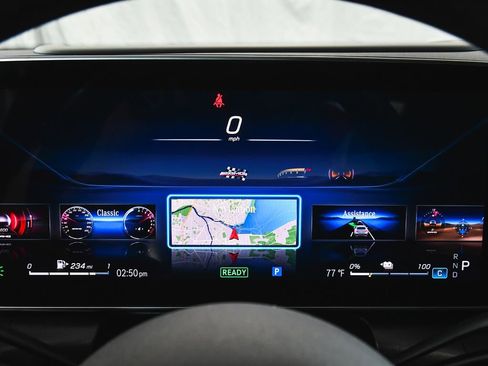 Used 2025 Mercedes-Benz GLC 63 AMG S image 45