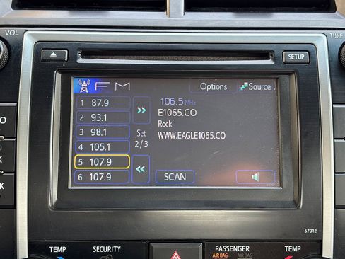 Used 2012 Toyota Camry XLE FWD image 20