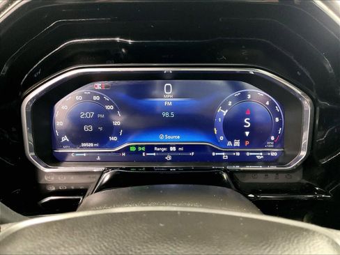 Used 2024 Chevrolet Silverado 1500 LTZ w/ LTZ Premium Package AWD/4WD image 25
