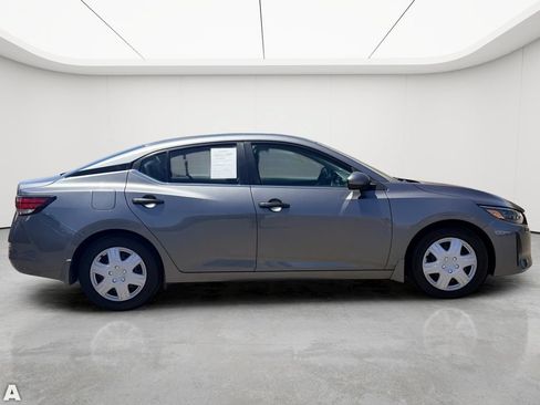 Used 2024 Nissan Sentra S FWD image 6