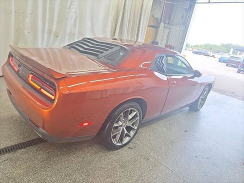 Used 2021 Dodge Challenger SXT RWD image 6