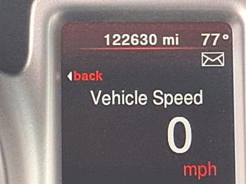 Used 2017 Dodge Journey SE w/ Flexible Seating Group image 10