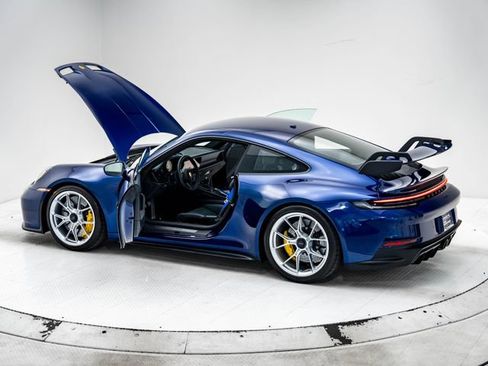 Certified 2024 Porsche 911 GT3 RWD image 39