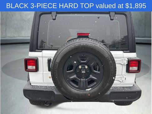 Used 2023 Jeep Wrangler Sport image 5