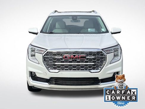 Used 2024 GMC Terrain Denali w/ Denali Premium Package image 9