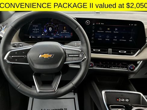Used 2026 Chevrolet Equinox LT w/ Convenience Package II AWD/4WD image 3