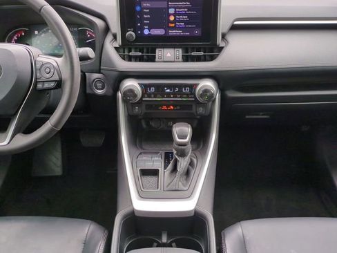 Used 2024 Toyota RAV4 XLE Premium image 20