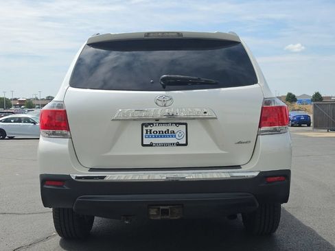 Used 2013 Toyota Highlander SE AWD/4WD image 6