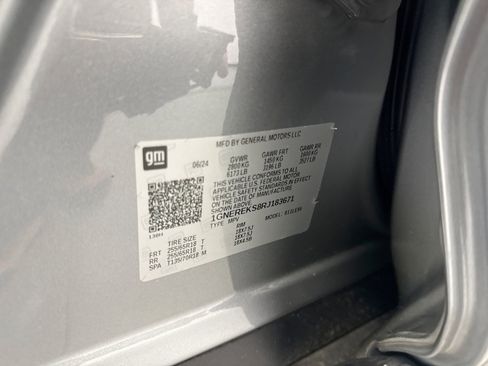 Used 2024 Chevrolet Traverse LS FWD image 27