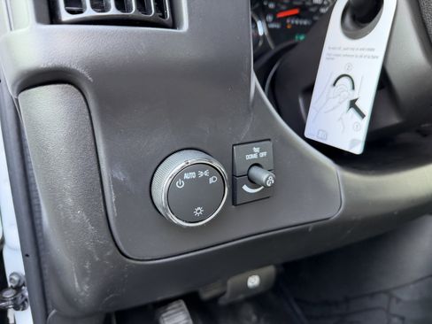 New 2026 Chevrolet Express 3500 Extended RWD image 13