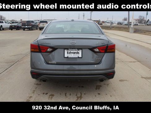 Used 2023 Nissan Altima 2.5 SV w/ SV Premium Package AWD/4WD image 6