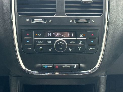 Used 2019 Dodge Grand Caravan GT image 30