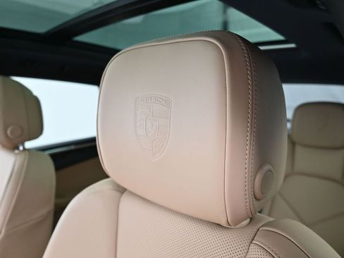 Certified 2026 Porsche Macan AWD/4WD image 20