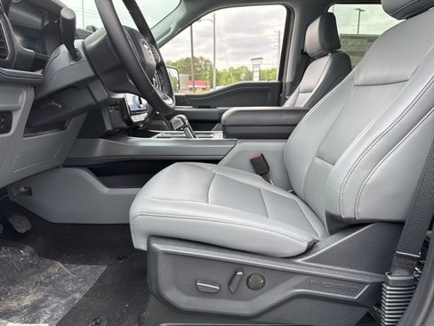 New 2025 Ford F150 Lightning Flash image 23