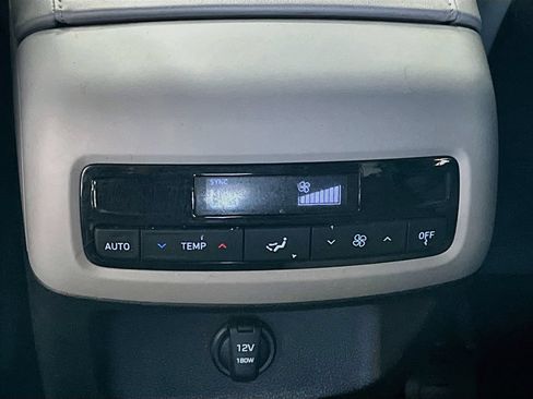 Used 2023 Hyundai Palisade SEL AWD/4WD image 25