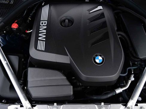 Used 2025 BMW 430i Coupe w/ M Sport Package image 27