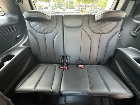 Used 2021 Hyundai Palisade Limited AWD/4WD image 19