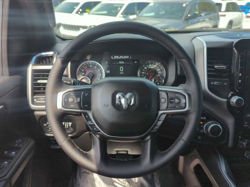 Used 2025 RAM 1500 Big Horn AWD/4WD image 16