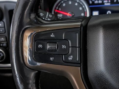 Used 2019 Chevrolet Silverado 1500 High Country w/ Z71 Off-Road Package AWD/4WD image 15