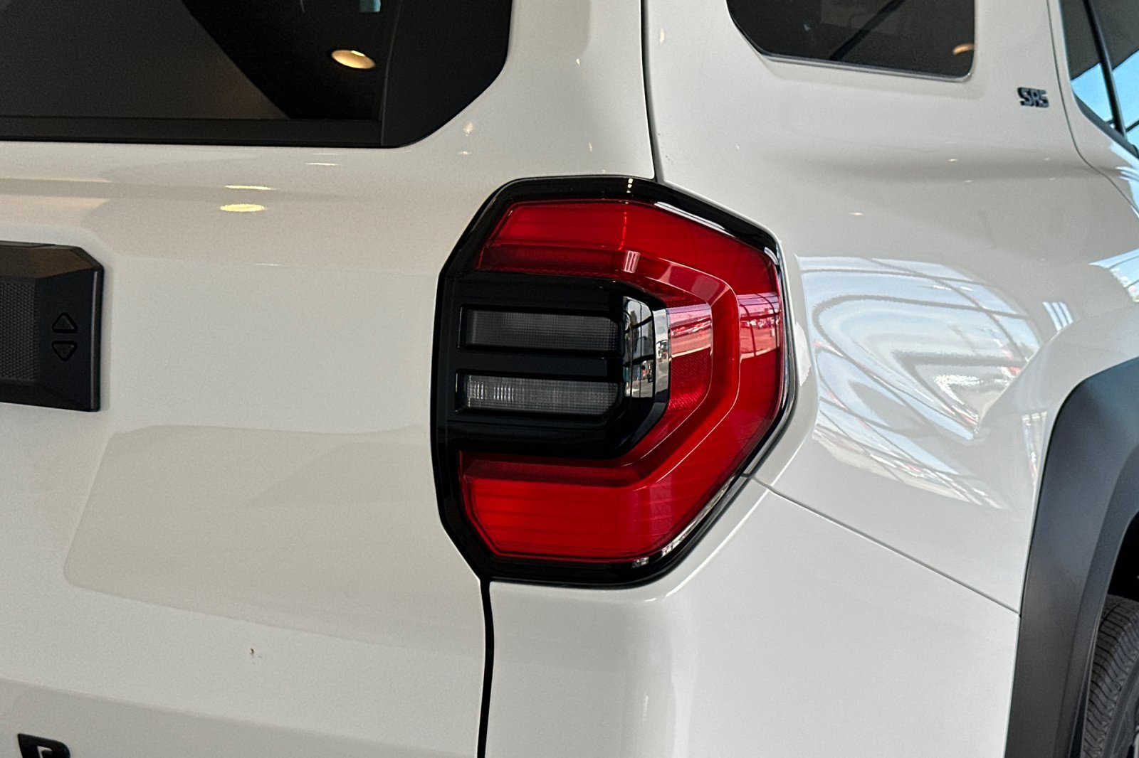 New 2026 Toyota 4Runner SR5 AWD/4WD image 32