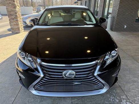 Used 2016 Lexus ES 350 image 3
