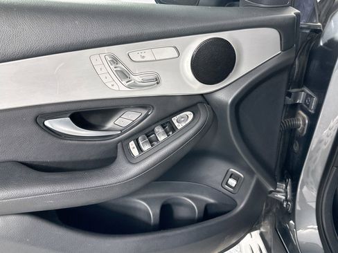 Used 2019 Mercedes-Benz GLC 300 GLC 300 image 15