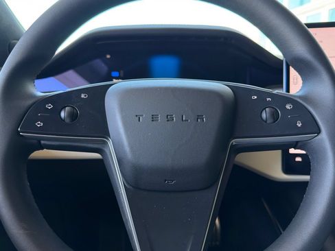 Used 2025 Tesla Model S Plaid AWD/4WD image 24