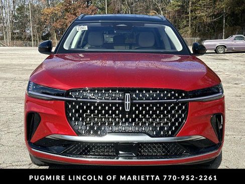 New 2026 Lincoln Nautilus Reserve image 2