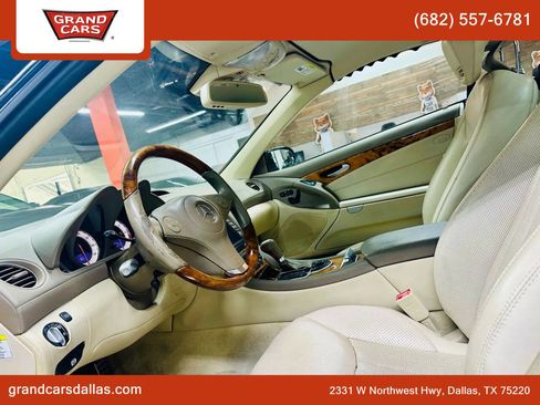 Used 2009 Mercedes-Benz SL 550 image 10