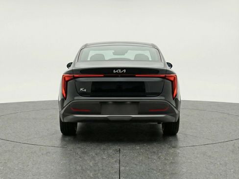 Used 2025 Kia K4 LXS image 7